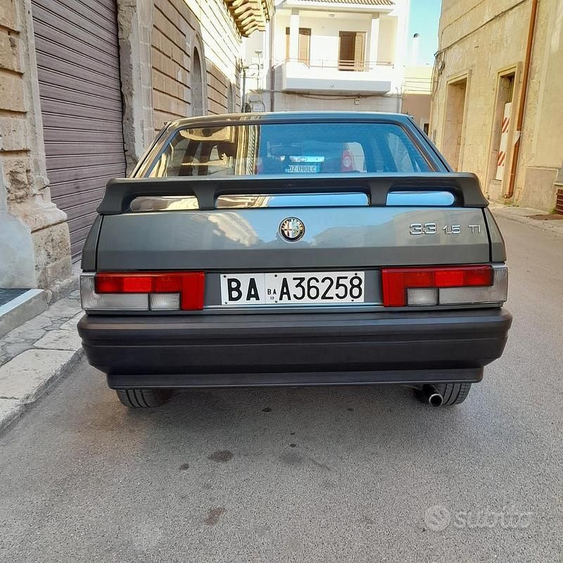 Usata Alfa Romeo 33 Ti 105 CV (77 kW) 1988 Grigio Utilitaria