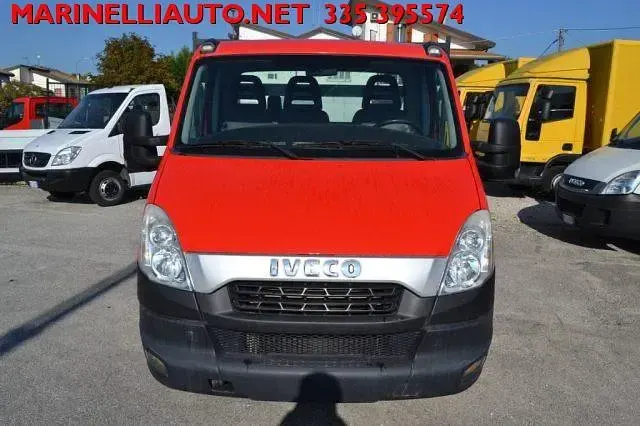 Usata Iveco Daily 130 CV (95 kW) 2014 Rosso Cabrio