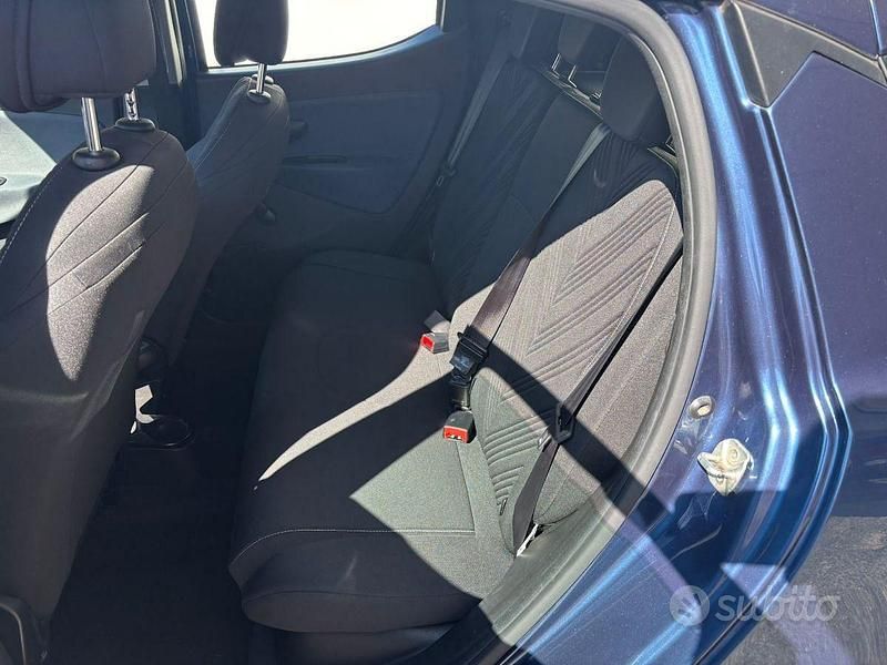 Usata Lancia Ypsilon Gold 69 CV (50 kW) 2022 Blu Utilitaria