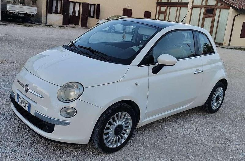 Usata Fiat 500 Lounge 95 CV (69 kW) 2011 Utilitaria
