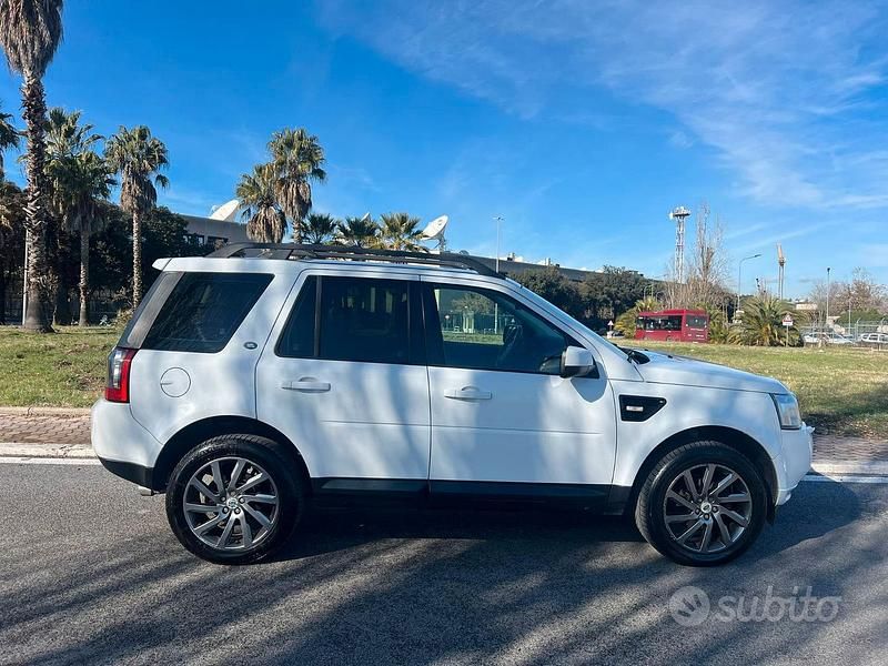 Usata Land Rover Freelander 2 S 150 CV (110 kW) 2011 Bianco SUV