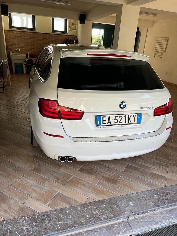 Usata BMW 520 184 CV (135 kW) 2010 Bianco Station wagon