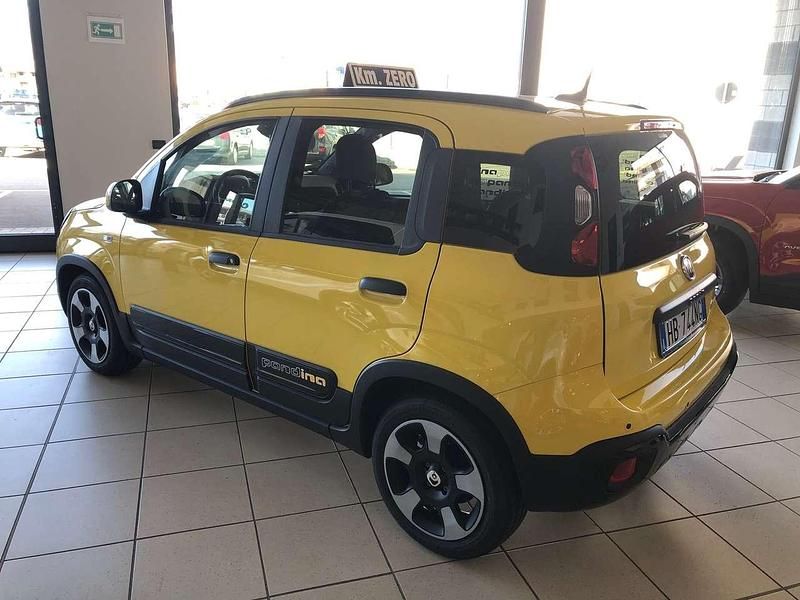 Nuova Fiat Panda Cross 65 CV (47 kW) 2026 Giallo positano Utilitaria