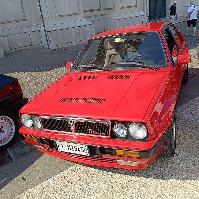 Usata Lancia Delta 181 CV (133 kW) 1987 Utilitaria