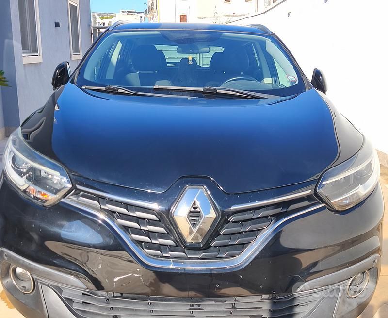 Nero Usata 2016 Renault Kadjar SUV | 12.000 € - Immagine 1/4