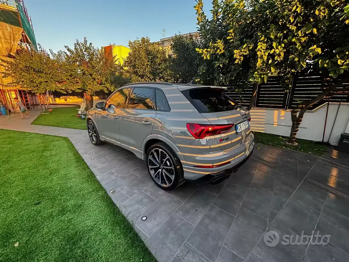 Usata Audi RS Q3 400 CV (294 kW) 2020 Grigio SUV
