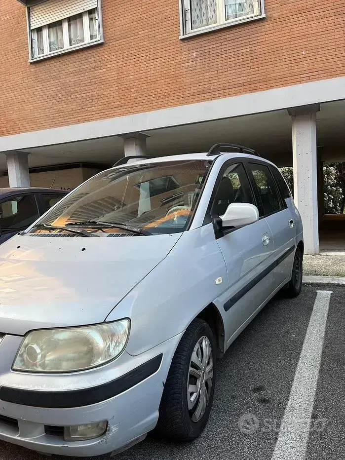 Usata Hyundai Matrix Style 82 CV (60 kW) 2004 Grigio Monovolume