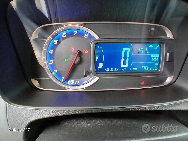 Usata Chevrolet Trax 140 CV (102 kW) 2013 Grigio SUV