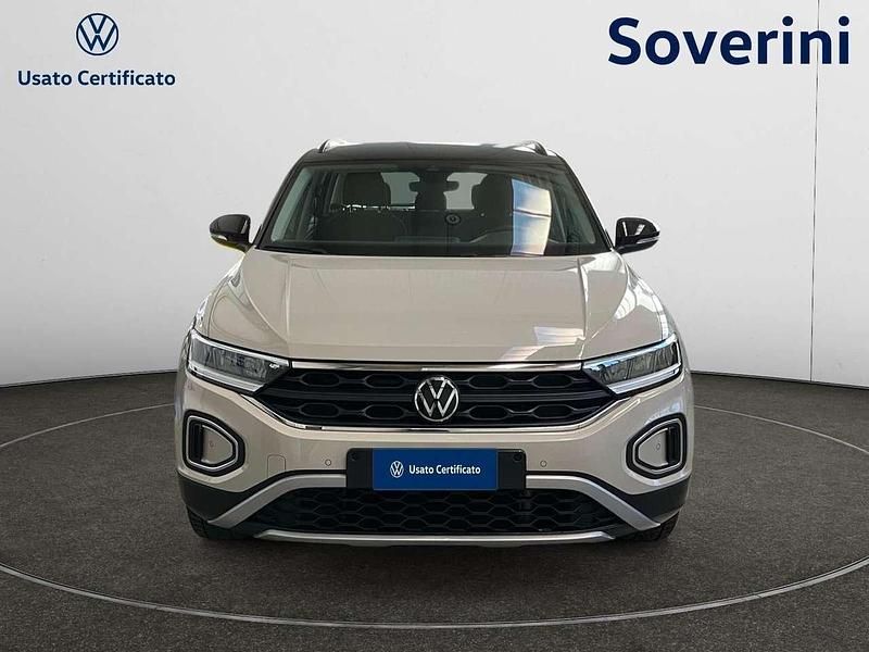 Usata VW T-Roc Life 110 CV (80 kW) 2022 Beige SUV