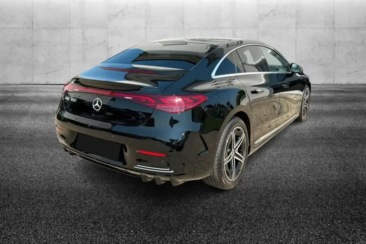 Usata Mercedes EQE350 Premium 108 kW (148 CV) 2023 Nero Coupé