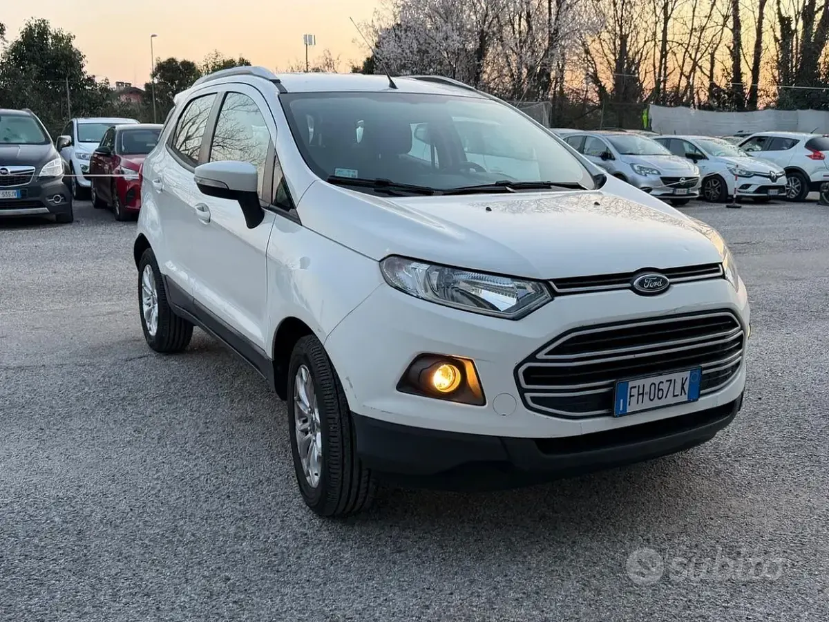Usata Ford Ecosport 125 CV (91 kW) 2015 Bianco SUV