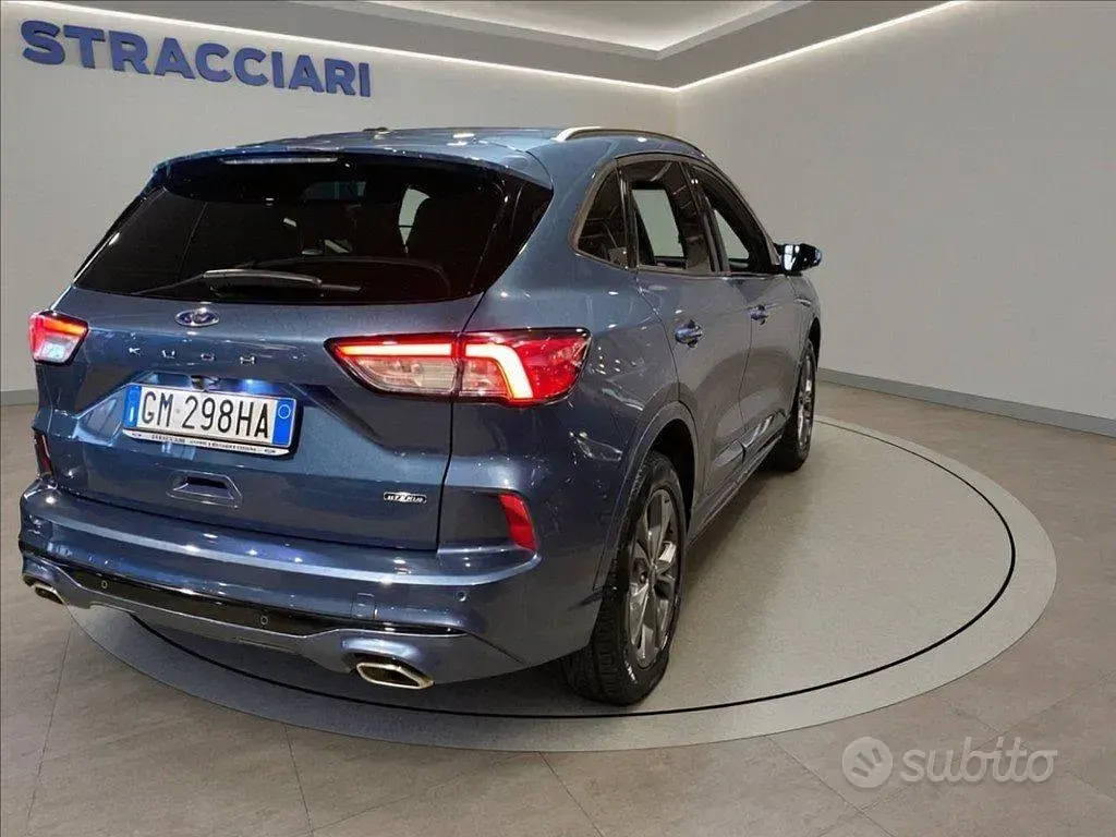 Usata Ford Kuga ST-Line 225 CV (165 kW) 2023 Blu SUV