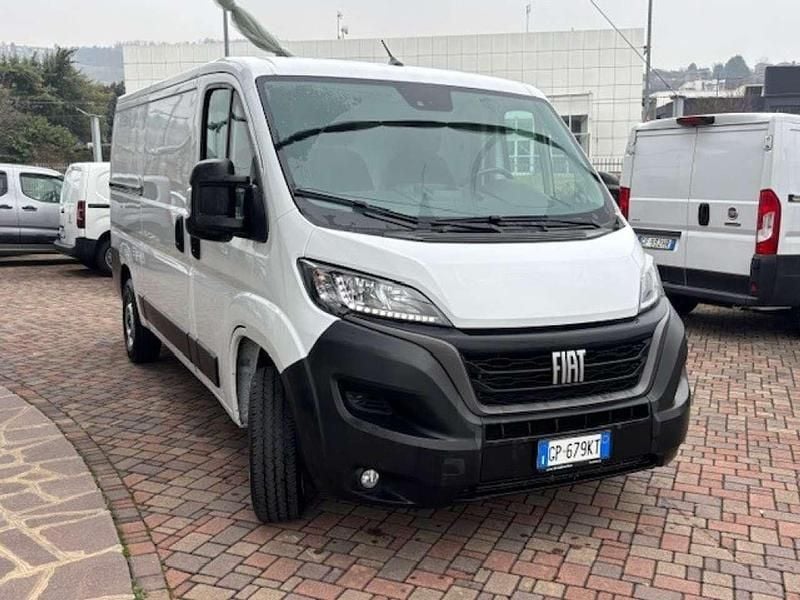 Usata Fiat Ducato 33 140 CV (102 kW) 2023 Bianco Furgone