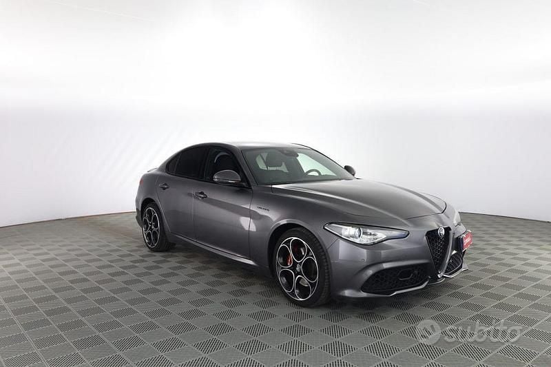 Usata Alfa Romeo Giulia Veloce 210 CV (154 kW) 2020 Grigio Berlina