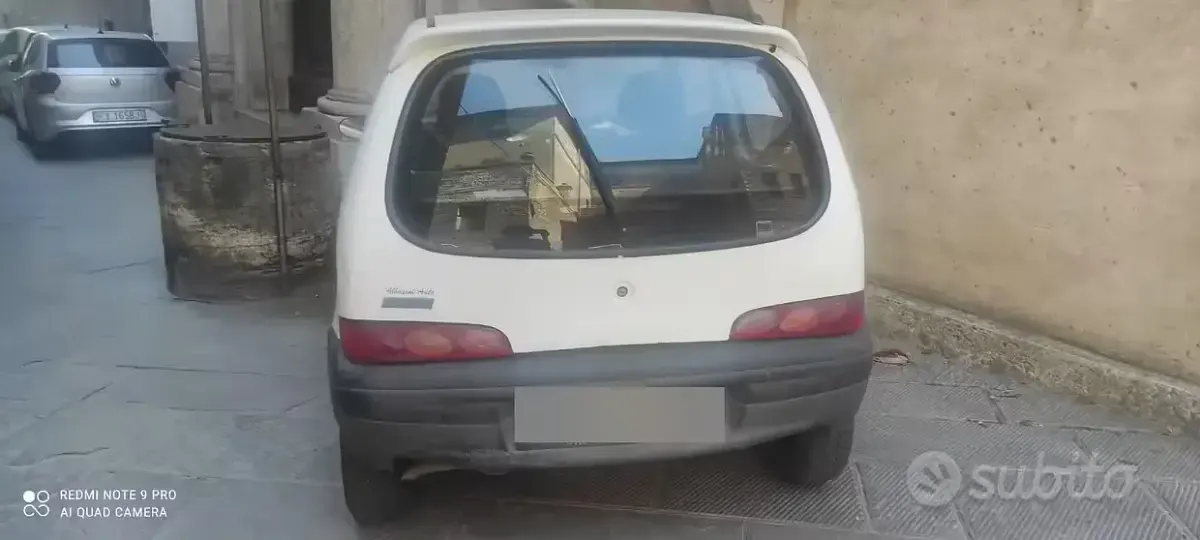 Usata Fiat 600 54 CV (39 kW) 2002 Bianco Berlina