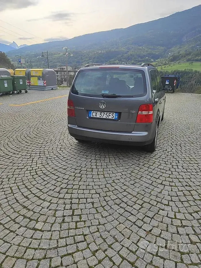 Usata VW Touran 105 CV (77 kW) 2005 Monovolume