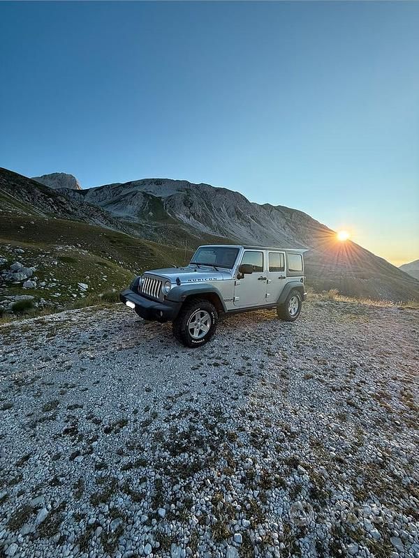 Usata Jeep Wrangler Rubicon 2011 SUV