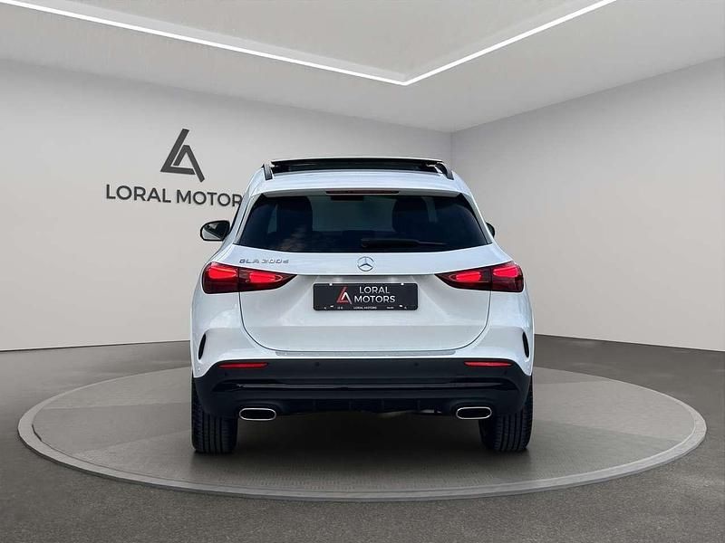 Nuova Mercedes GLA200 AMG Line Premium Plus 150 CV (110 kW) 2026 Bianco SUV