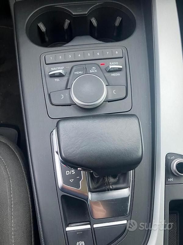 Usata Audi A4 Business 150 CV (110 kW) 2018 Grigio Station wagon