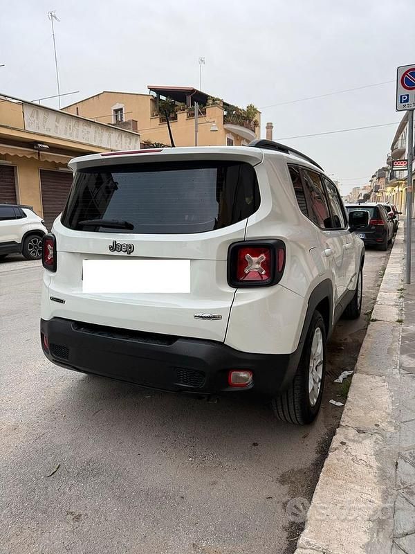 Usata Jeep Renegade Longitude 120 CV (88 kW) 2014 Bianco SUV