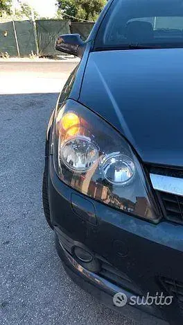 Usata Opel Astra 90 CV (66 kW) 2008 Berlina
