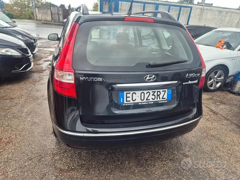 Usata Hyundai i30 Comfort 109 CV (80 kW) 2010 Nero Station wagon
