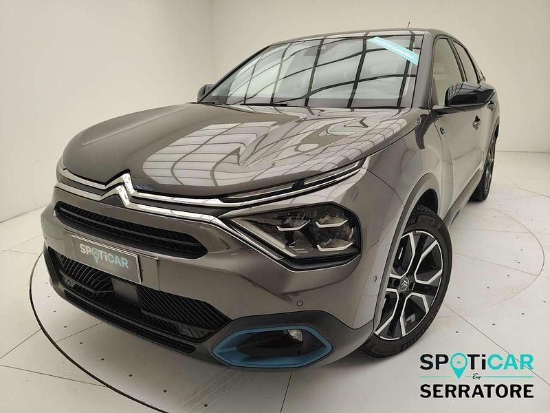 Usata Citroën e-C4 Shine 100 kW (136 CV) 2023 Grigio Utilitaria