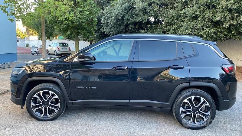Nero Usata 2021 Jeep Compass SUV | 19.500 € (Cara) - Immagine 1/4