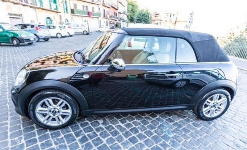 Usata Mini Cooper D Cabriolet 111 CV (81 kW) 2011 Cabrio