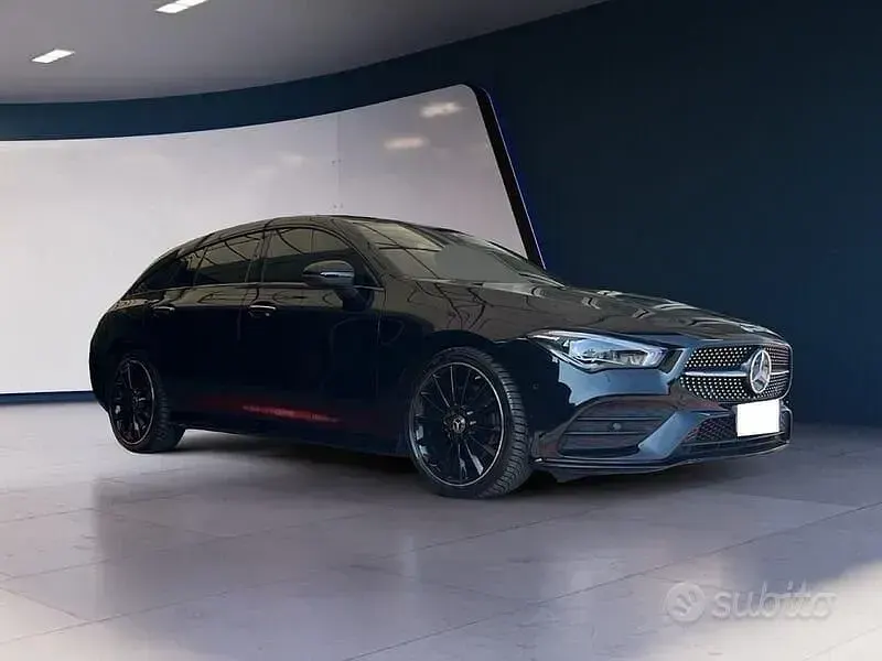 Usata Mercedes CLA200 Premium 150 CV (110 kW) 2023 Nero Station wagon
