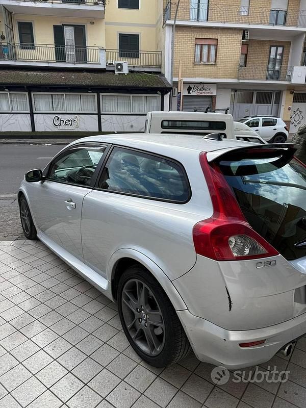 Usata Volvo C30 110 CV (80 kW) 2006 Grigio Utilitaria