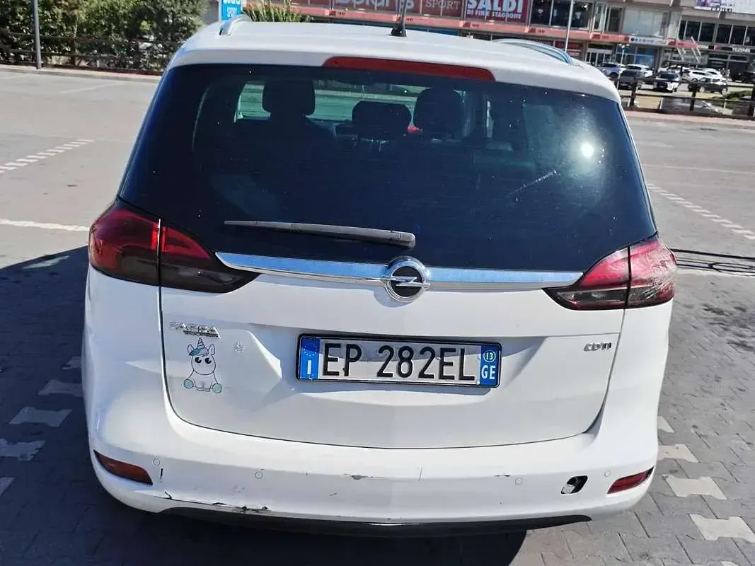 Usata Opel Zafira Tourer S 131 CV (96 kW) 2013 Bianco Monovolume