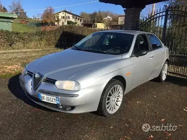 Usata Alfa Romeo 156 Progression 144 CV (105 kW) 2000 Grigio Berlina