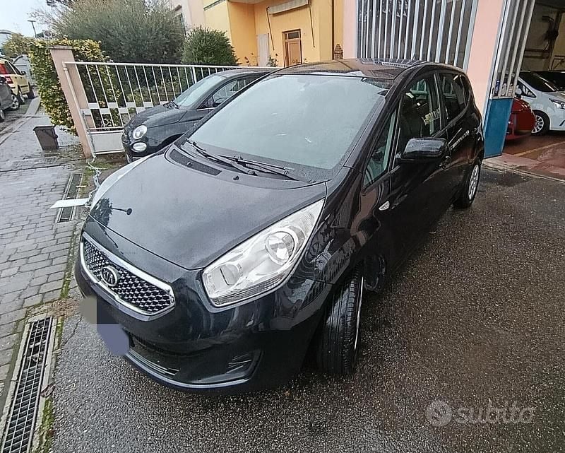 Usata Kia Rio EX 90 CV (66 kW) 2013 Nero Berlina