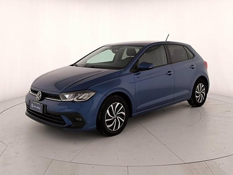 Usata VW Polo Life 95 CV (69 kW) 2023 Reef blue metallizzato Utilitaria