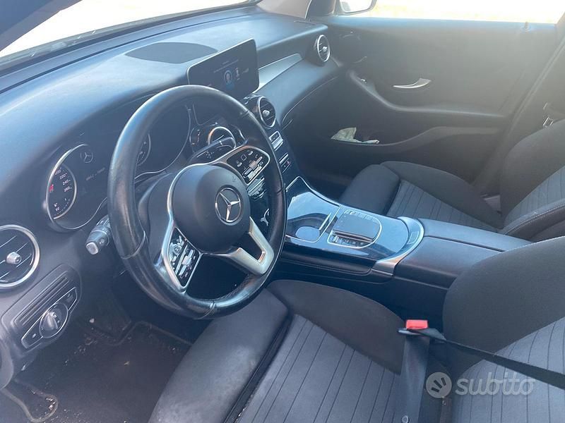 Begagnad Mercedes GLC220 194 HK (142 kW) 2020 Vit SUV