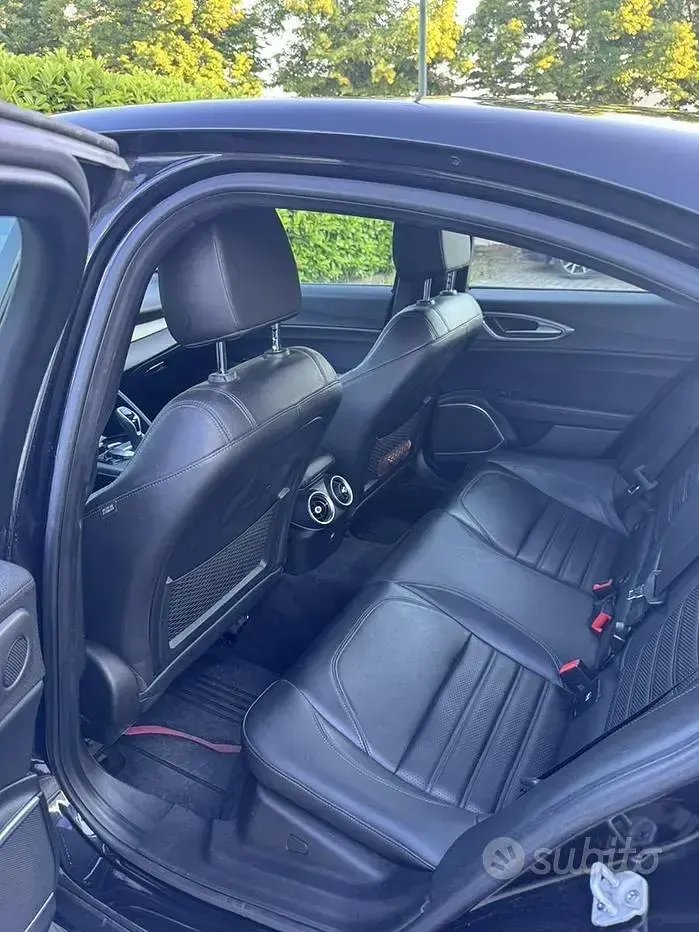 Usata Alfa Romeo Giulia Veloce 211 CV (155 kW) 2020 Nero Berlina