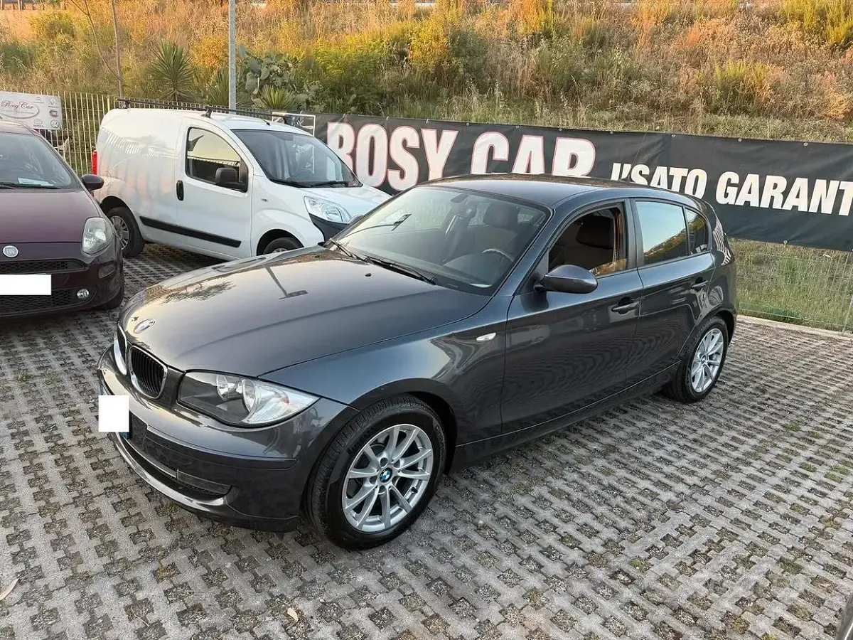 Usata BMW 118 143 CV (105 kW) 2007 Utilitaria