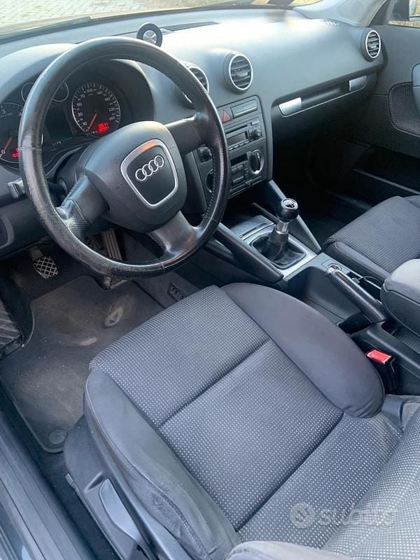 Usata Audi A3 105 CV (77 kW) 2005 Nero Utilitaria
