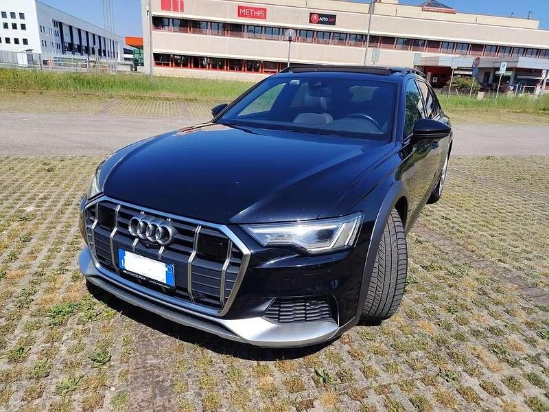 Usata Audi A6 Allroad Ambiente 245 CV (180 kW) 2021 Station wagon