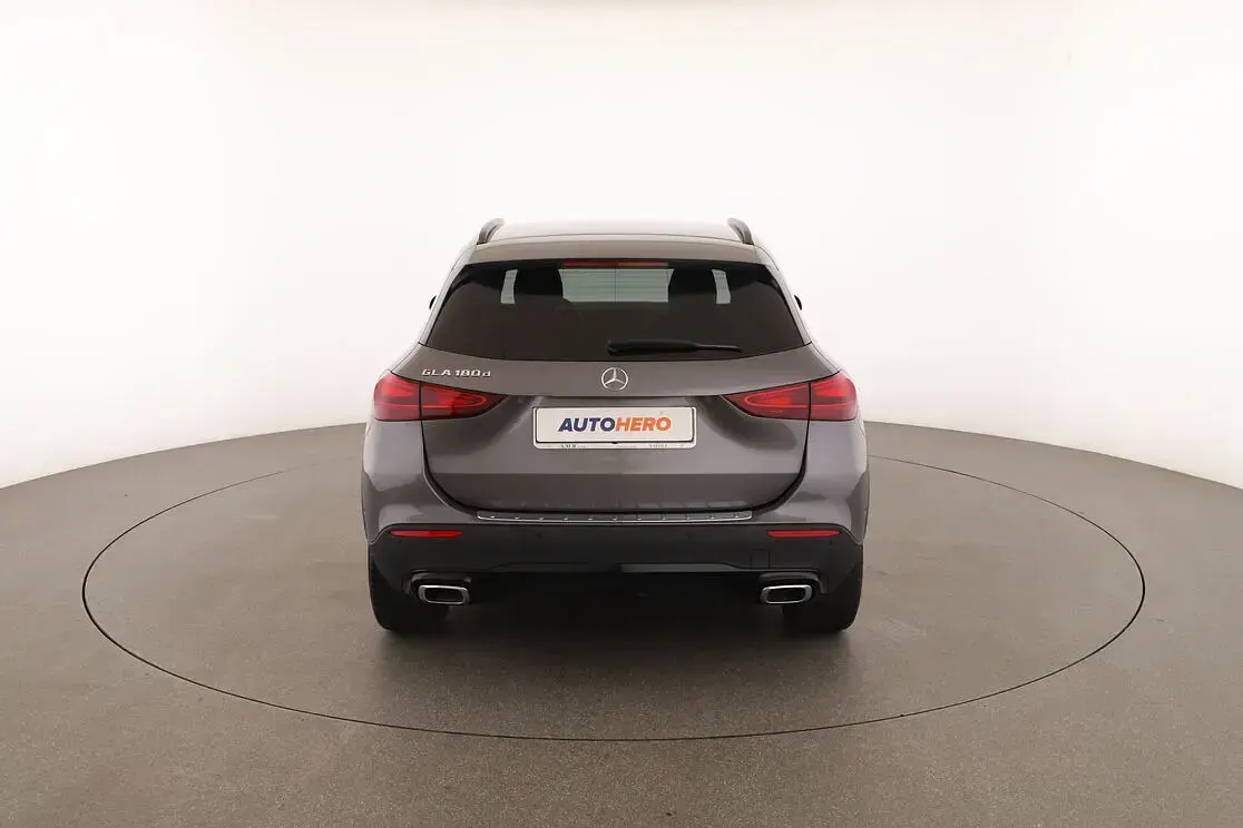 Usata Mercedes GLA180 Progressive 116 CV (85 kW) 2024 Grigio SUV