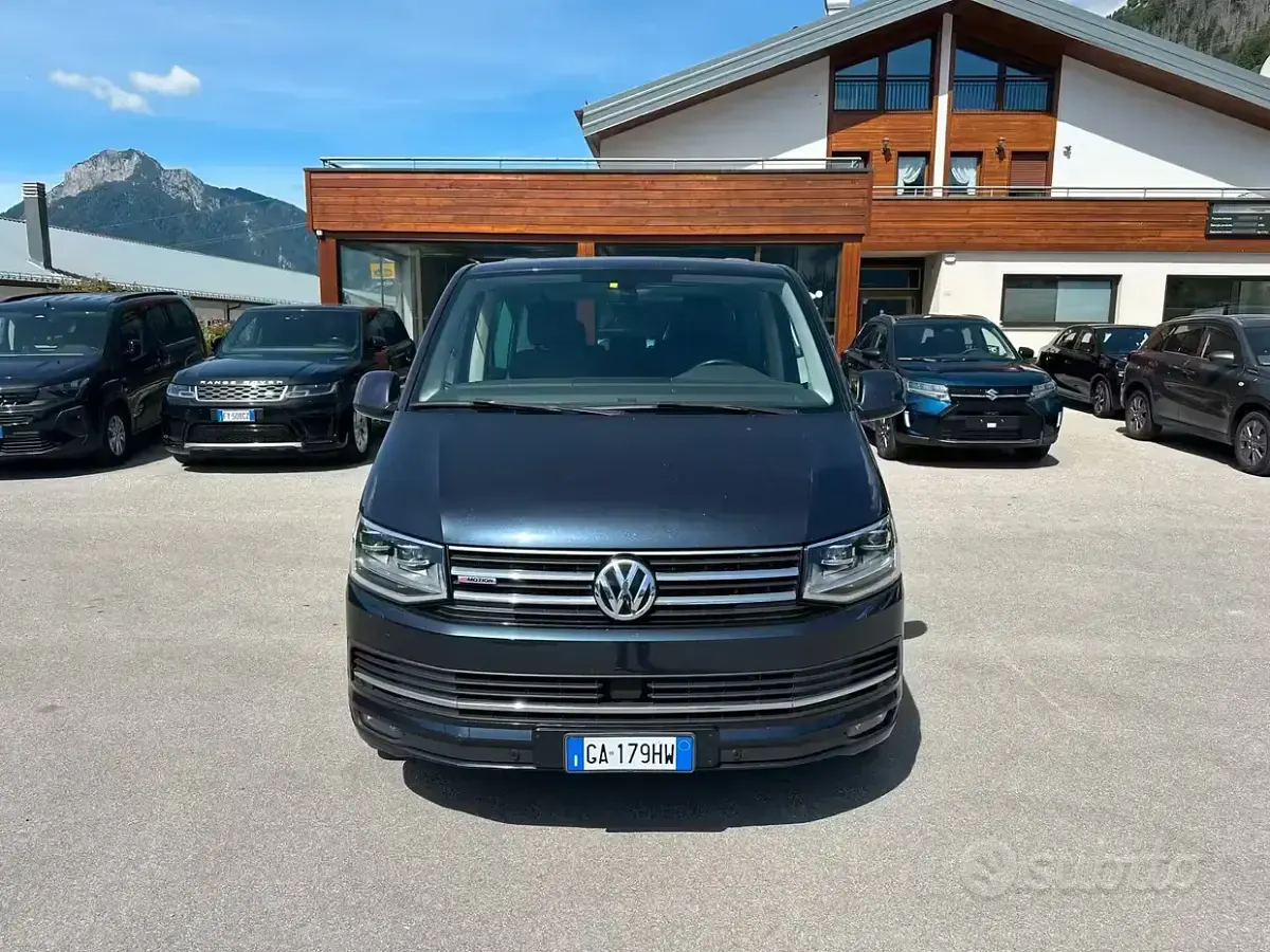 Usata VW Multivan Highline 204 CV (150 kW) 2018 Blu Monovolume