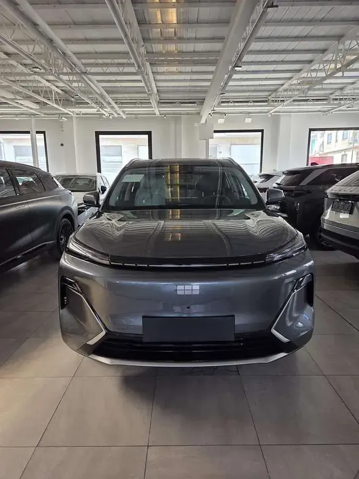 Nuova Geely Starray 99 CV (72 kW) 2026 Twilight gray SUV