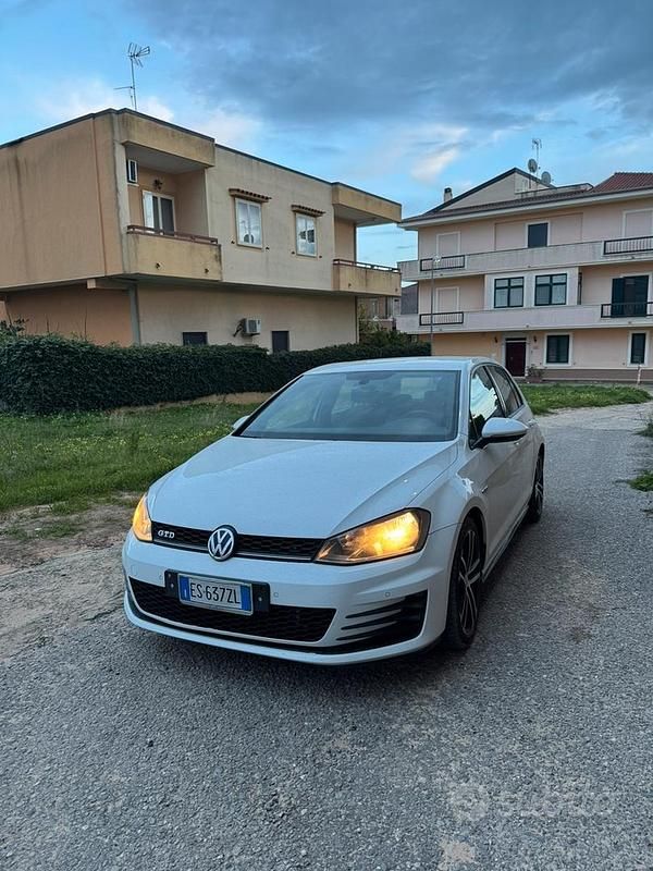 Usata VW Golf VII GTD 184 CV (135 kW) 2014 Berlina