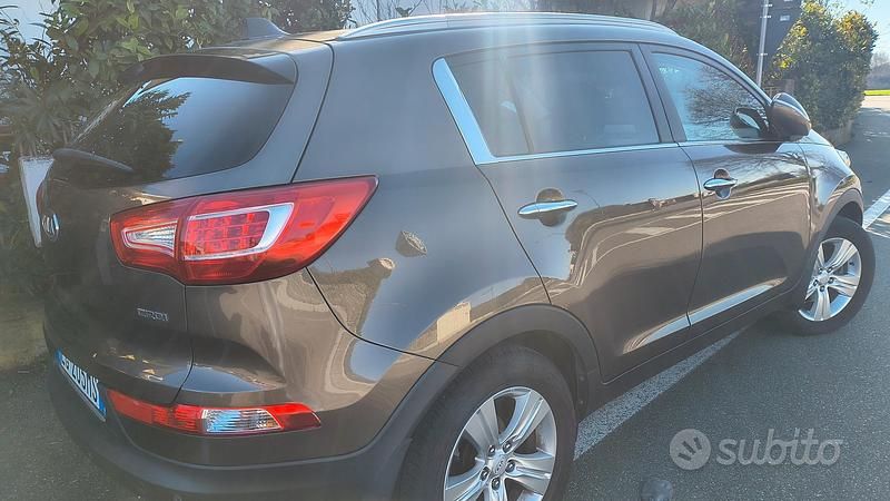 Usata Kia Sportage 2011 Marrone SUV