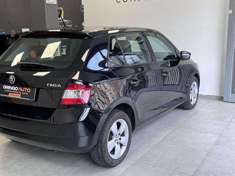 Usata Skoda Fabia Ambition 75 CV (55 kW) 2015 Nero Berlina