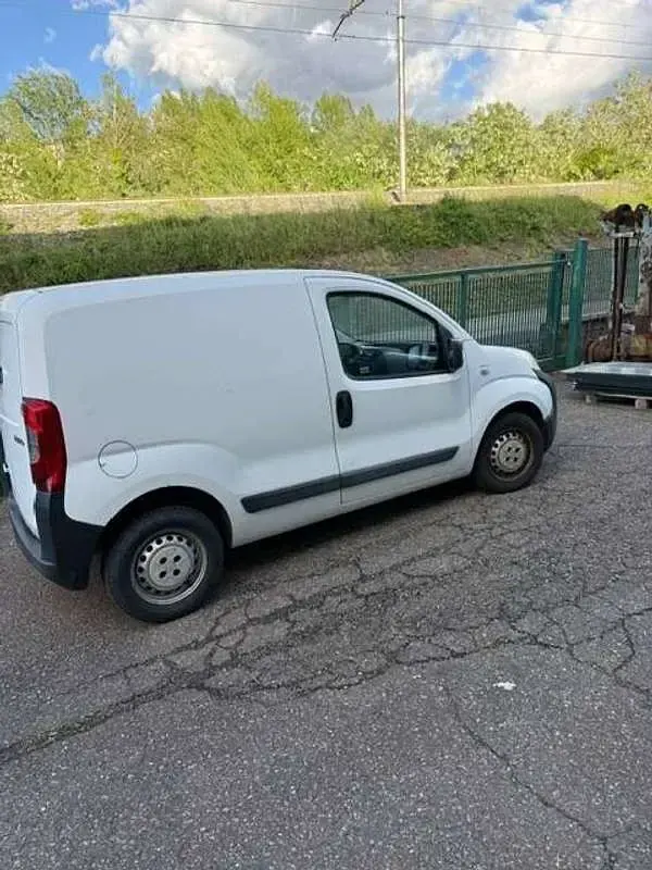 Usata Citroën Nemo 73 CV (53 kW) 2009 Bianco Monovolume