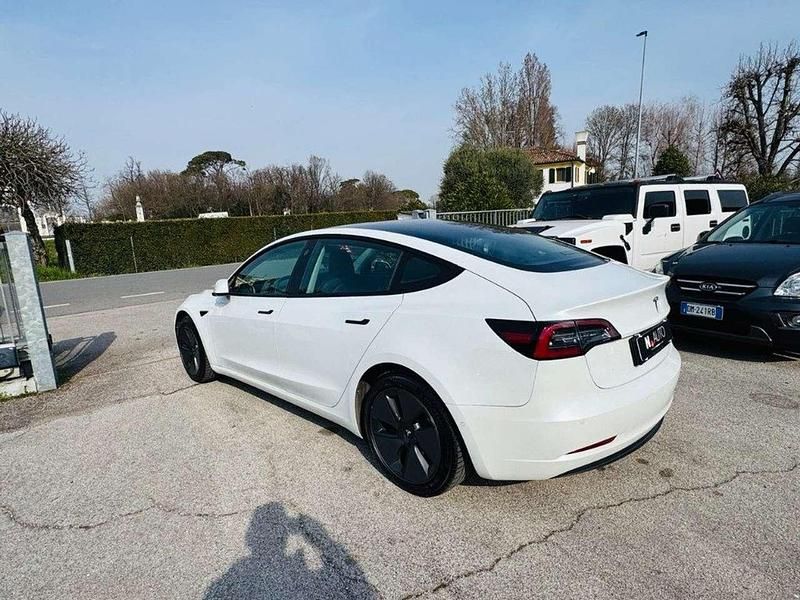Usata Tesla Model 3 366 kW (498 CV) 2021 Bianco Berlina