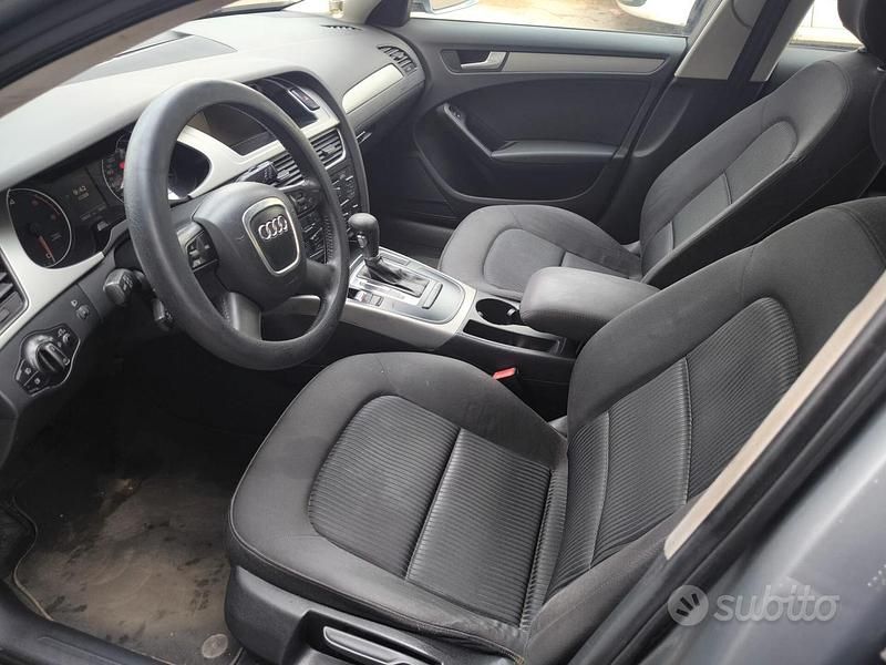 Usata Audi A4 Advanced 143 CV (105 kW) 2011 Grigio Station wagon