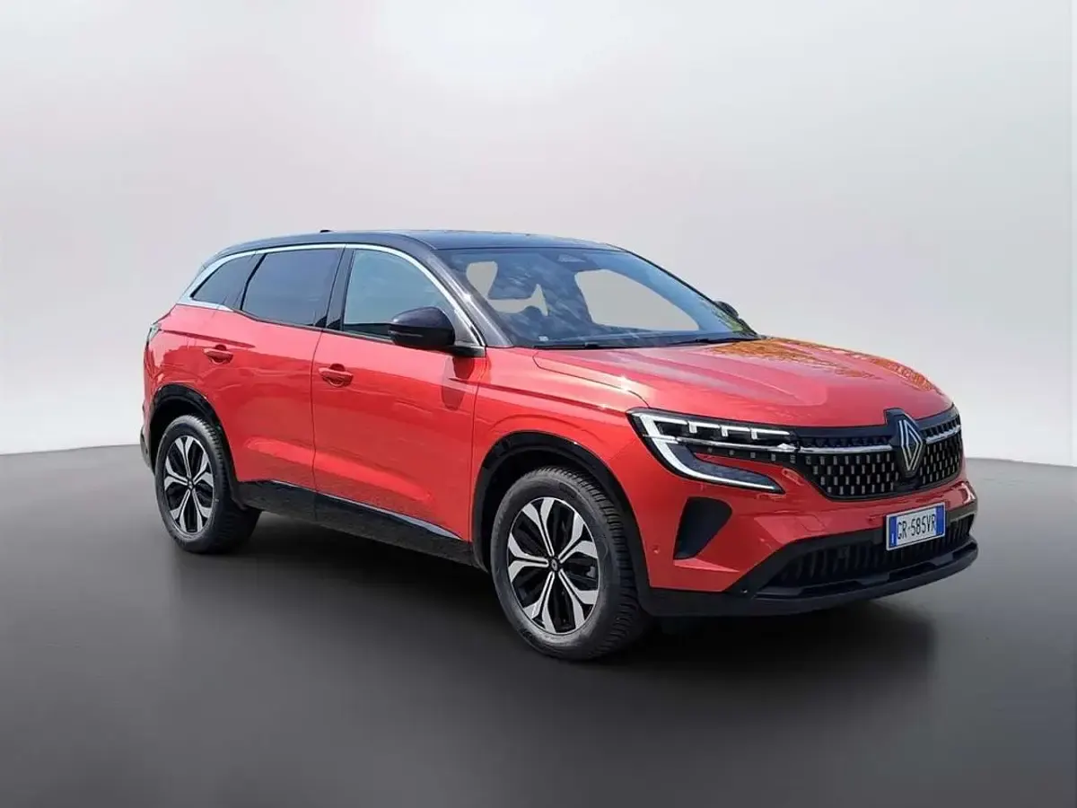 Usata Renault Austral Techno 199 CV (146 kW) 2023 Rosso SUV